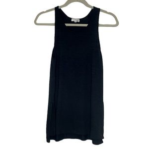 Wilfred Free by Aritzia split side super soft oversized tank in black basic